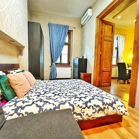 Ultra Central Apartment / 10 Ppl Budapest Esterno foto